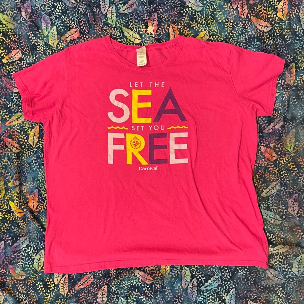 Let The Sea Set You Free Carnival Cruise Tourist Souvenir T-Shirt Size 3XL